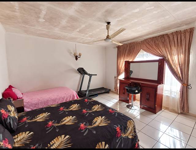 3 BEDROOM HOUSE FOR SALE IN HENLEY ON KLIP